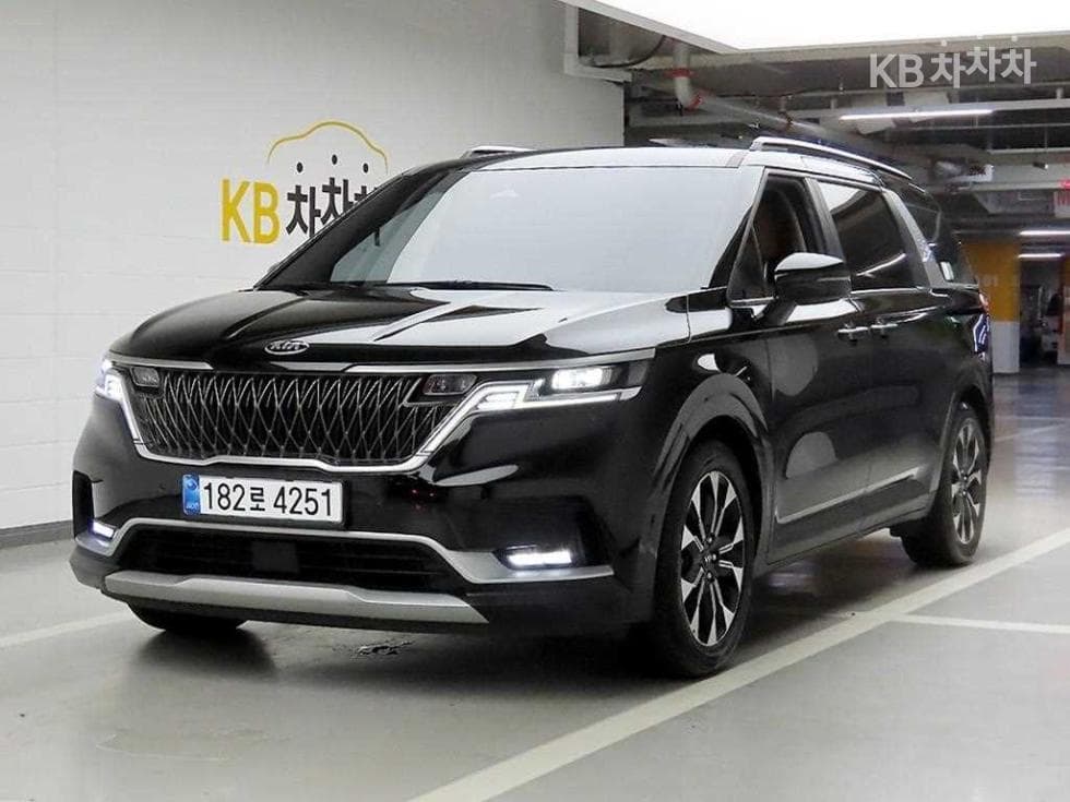 Киа Канивал 4-то поколение D2.2 9-местен Престиж - Image 1