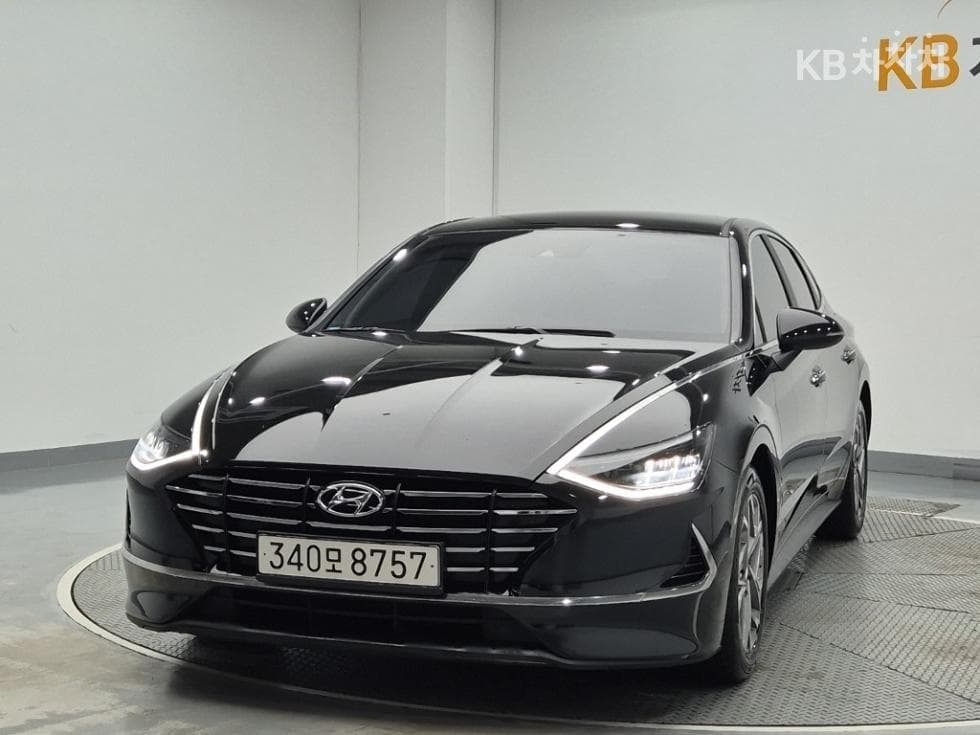 Hyundai Sonata (DN8) 2.0 Premium - Image 1