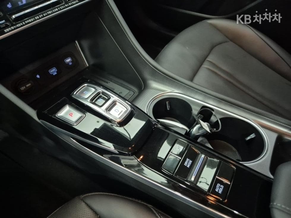 Hyundai Sonata (DN8)2.0 Premium - 8
