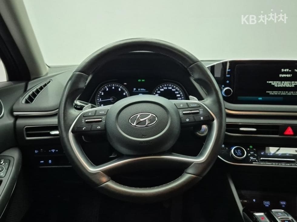 Hyundai Sonata (DN8)2.0 Premium - 9