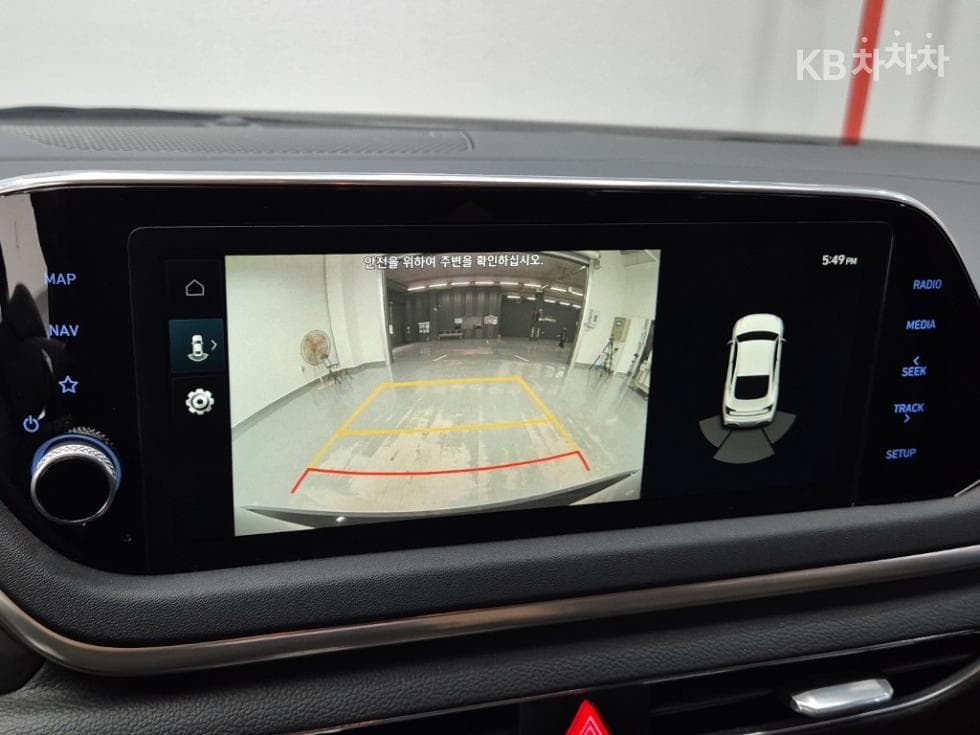 Hyundai Sonata (DN8)2.0 Premium - 14