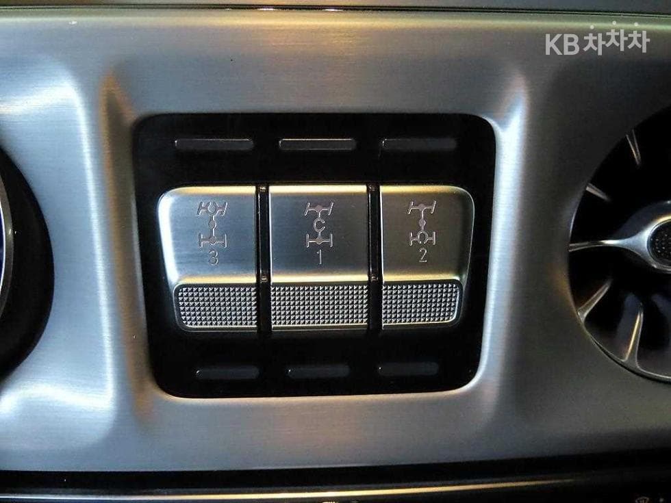 Mercedes-Benz G클래스G바겐 G63 AMG - 14