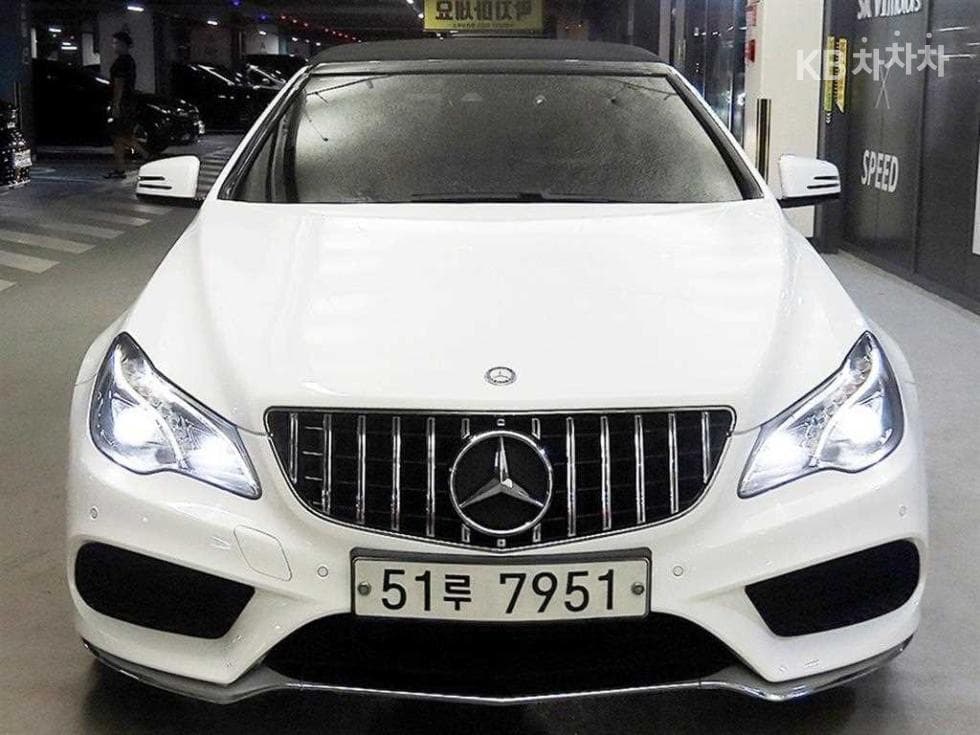 Mercedes-Benz Нов E-КласE200 Cabriolet A207 - 2