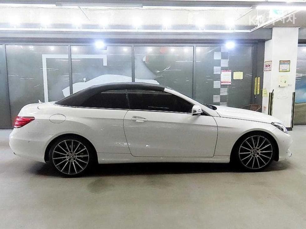 Mercedes-Benz Нов E-КласE200 Cabriolet A207 - 3