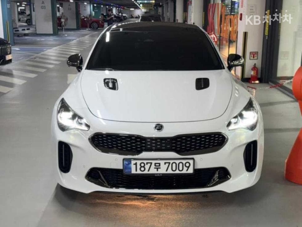 Киа Stinger Майстор 2.5L бензин Турбо 2WD Masters - Image 1