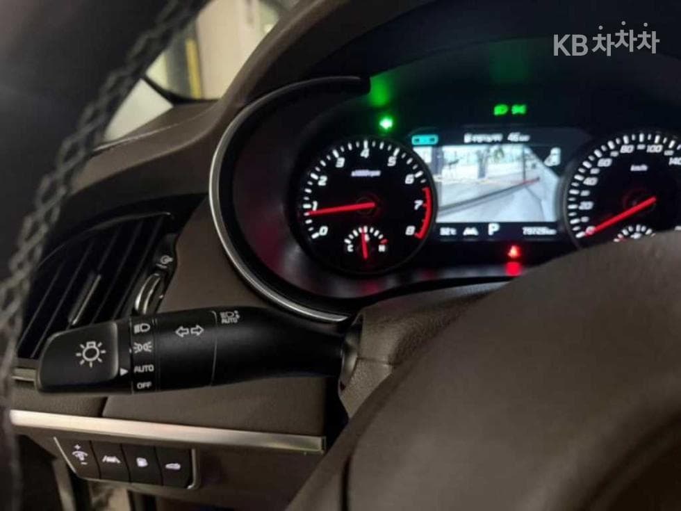 Киа Stinger Майстор2.5L бензин Турбо 2WD Masters - 14