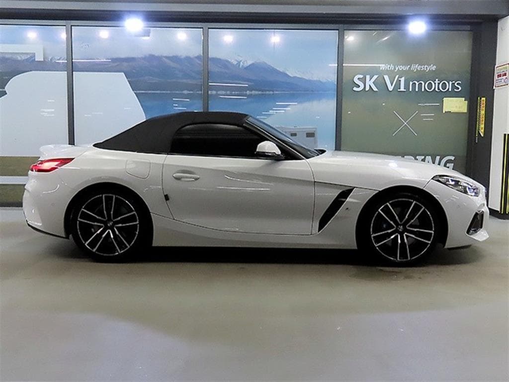 BMW All New Z4sDrive 20i M Sports Package - 3