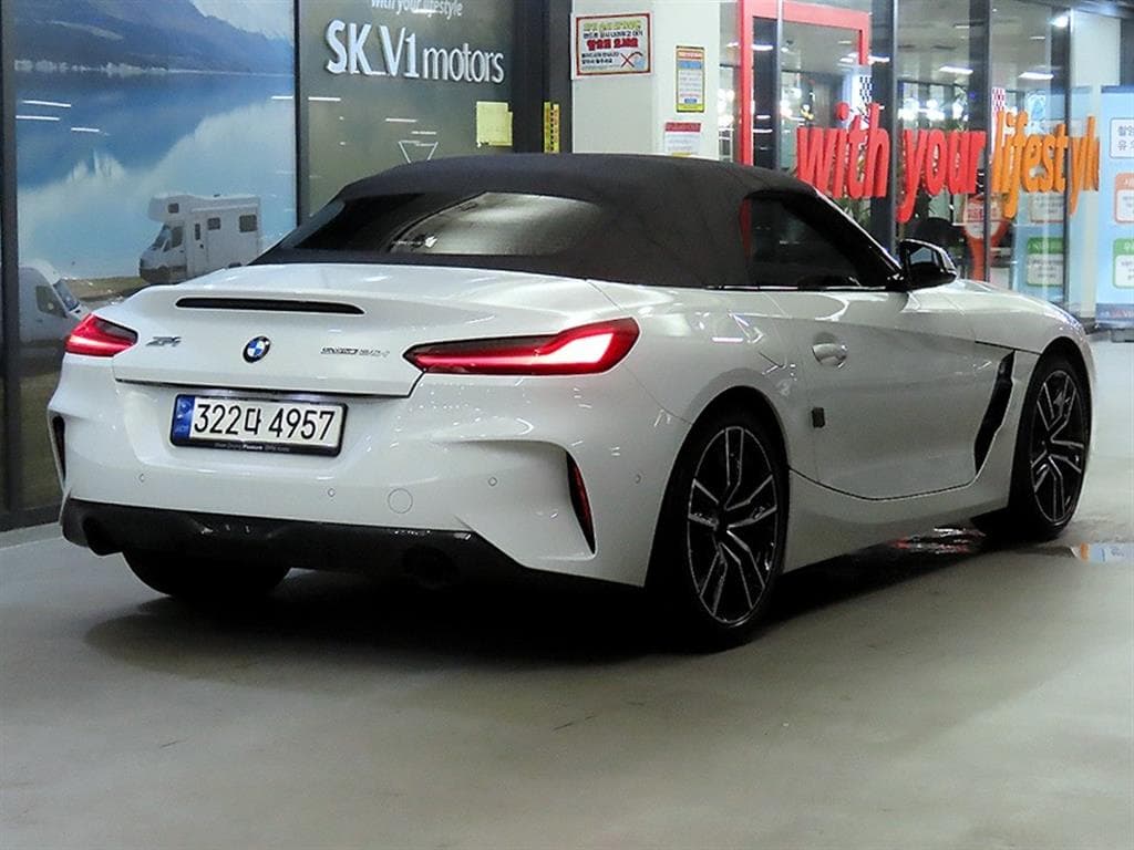 BMW All New Z4sDrive 20i M Sports Package - 4