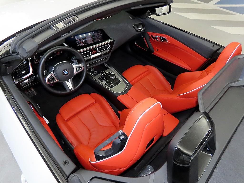 BMW All New Z4sDrive 20i M Sports Package - 9