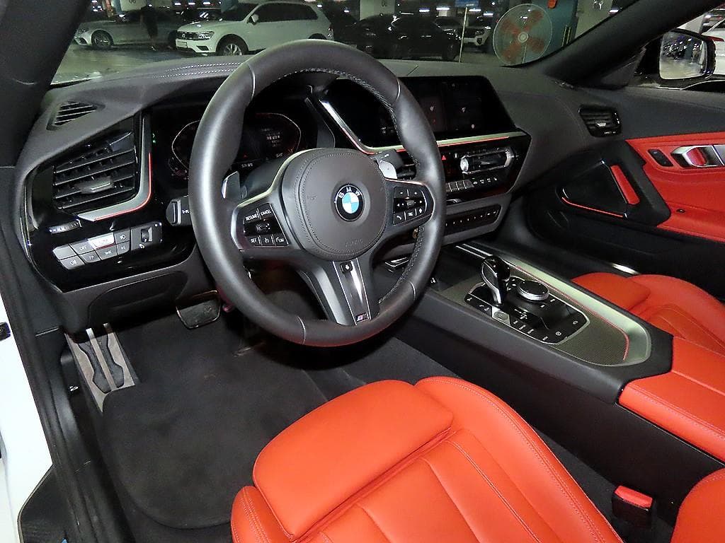BMW All New Z4sDrive 20i M Sports Package - 12