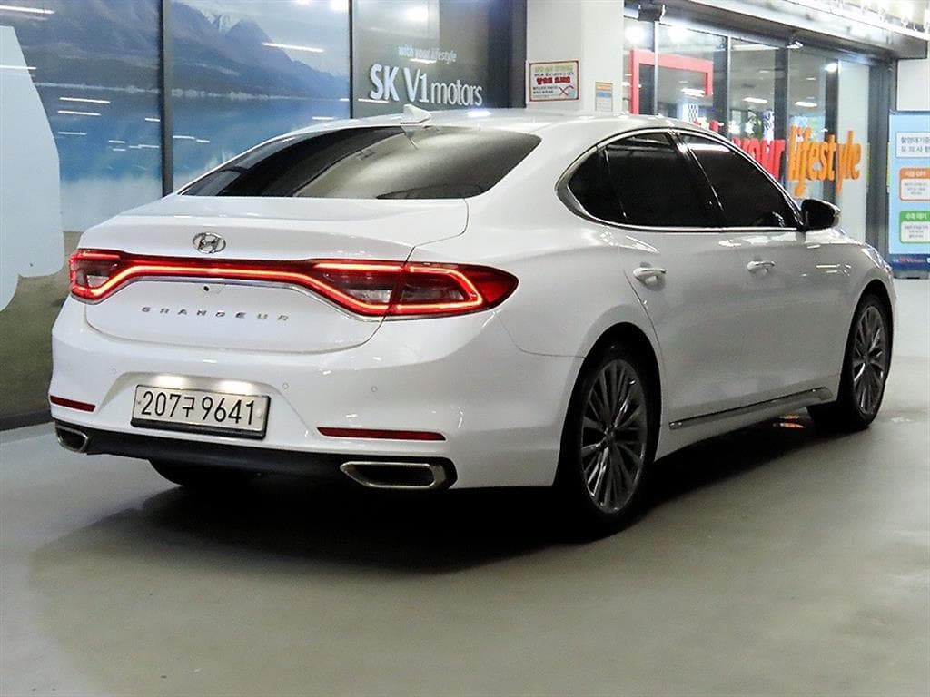 Хюндай Grandeur (Azera)IG2.4 Premium Специал (специален признак/издание) - 4