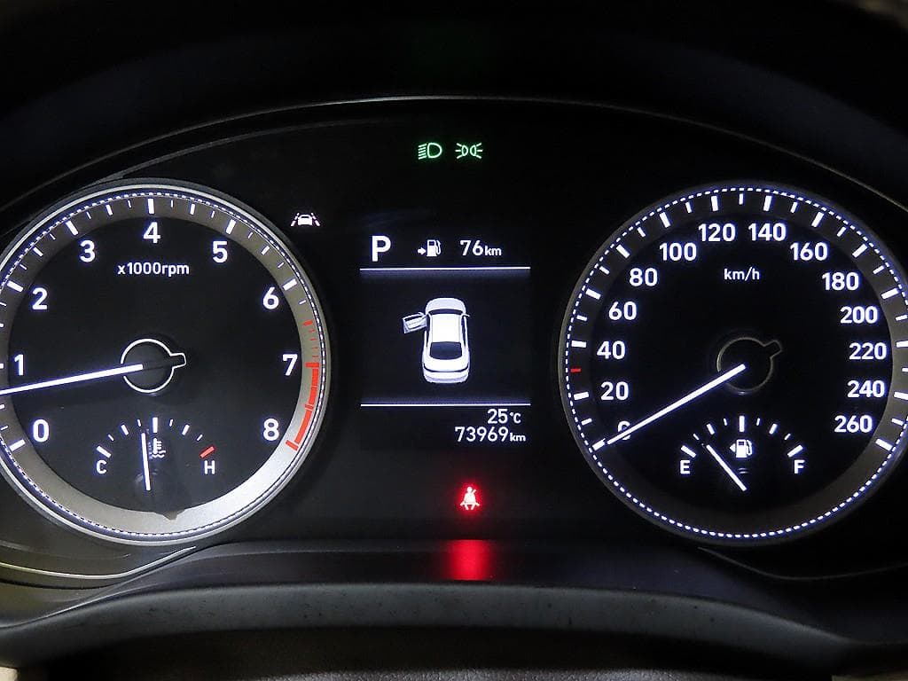 Хюндай Grandeur (Azera)IG2.4 Premium Специал (специален признак/издание) - 9