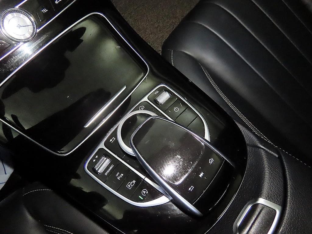 Mercedes-Benz E-Клас (W213)E220d 4MATIC Avantgarde - 13