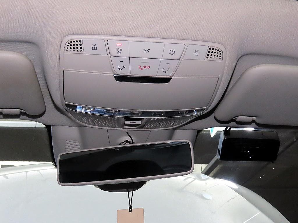 Mercedes-Benz E-Клас (W213)E220d 4MATIC Avantgarde - 15