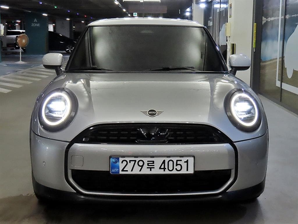 Мини Cooper 4-то поколениеC 2.0 3도어 에센셜 - 2