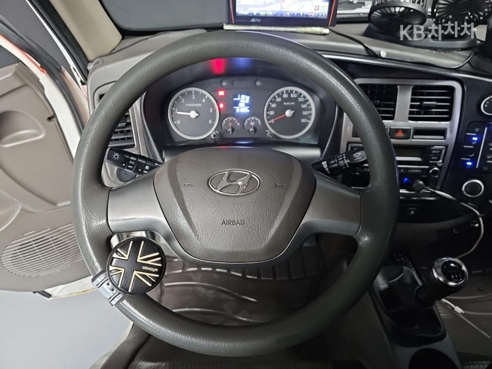 Хюндай Porter 2Удължено междуосие Super Cab CRDi Style - 9