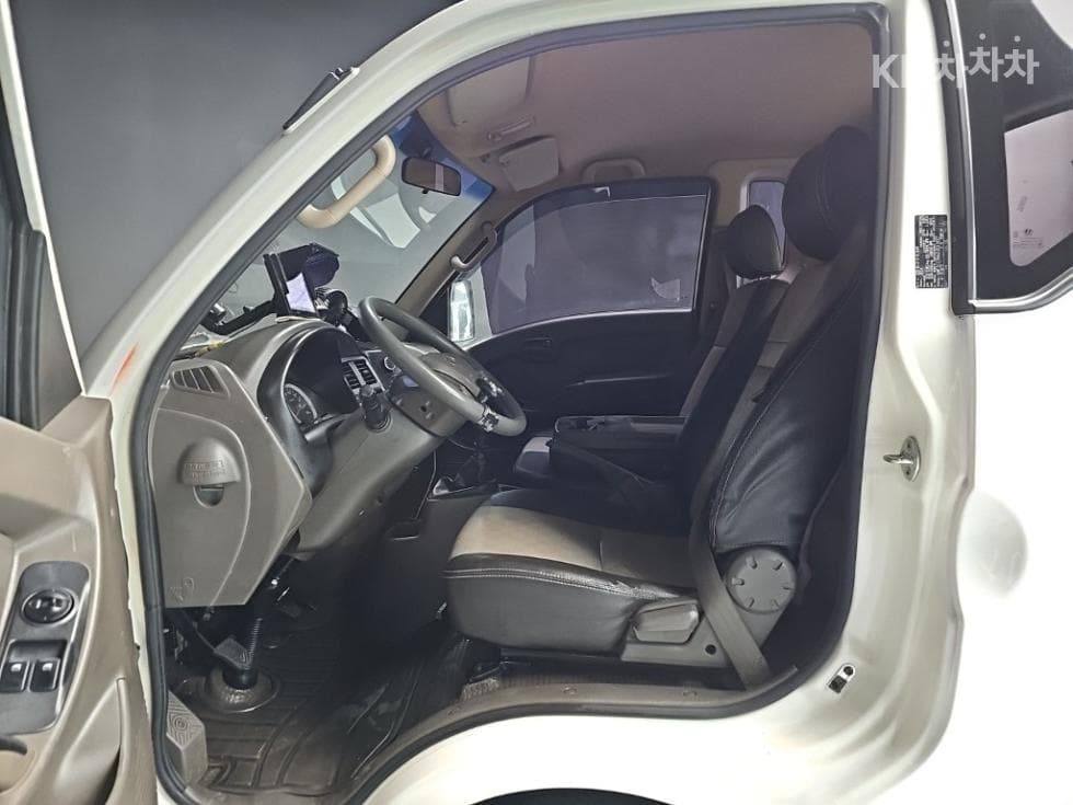 Хюндай Porter 2Удължено междуосие Super Cab CRDi Style - 11