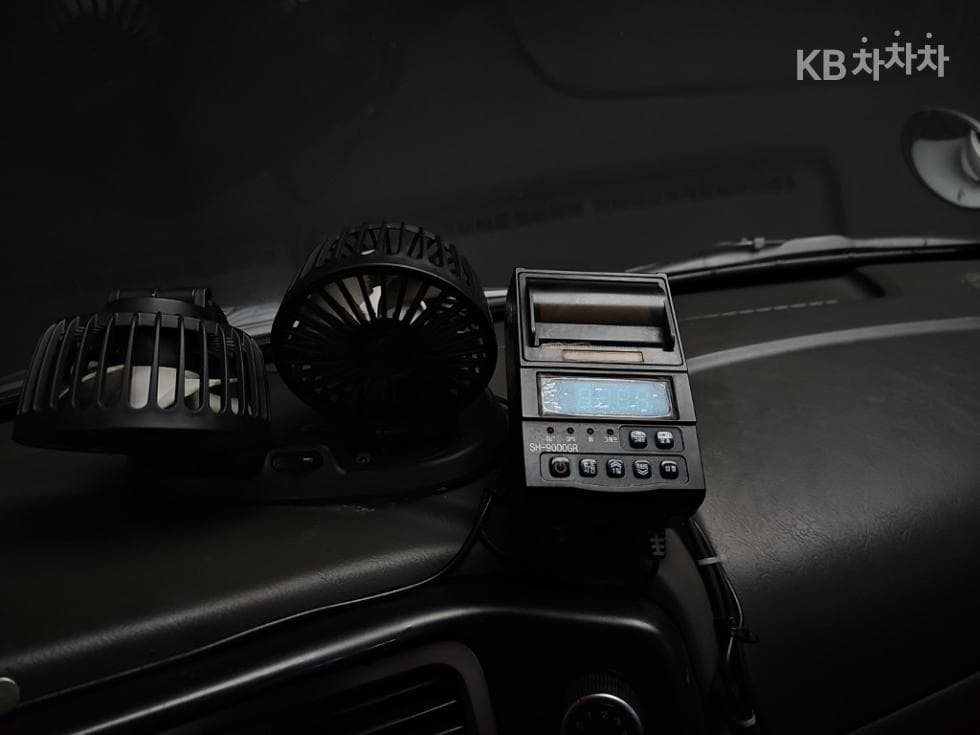 Хюндай Porter 2Удължено междуосие Super Cab CRDi Style - 16