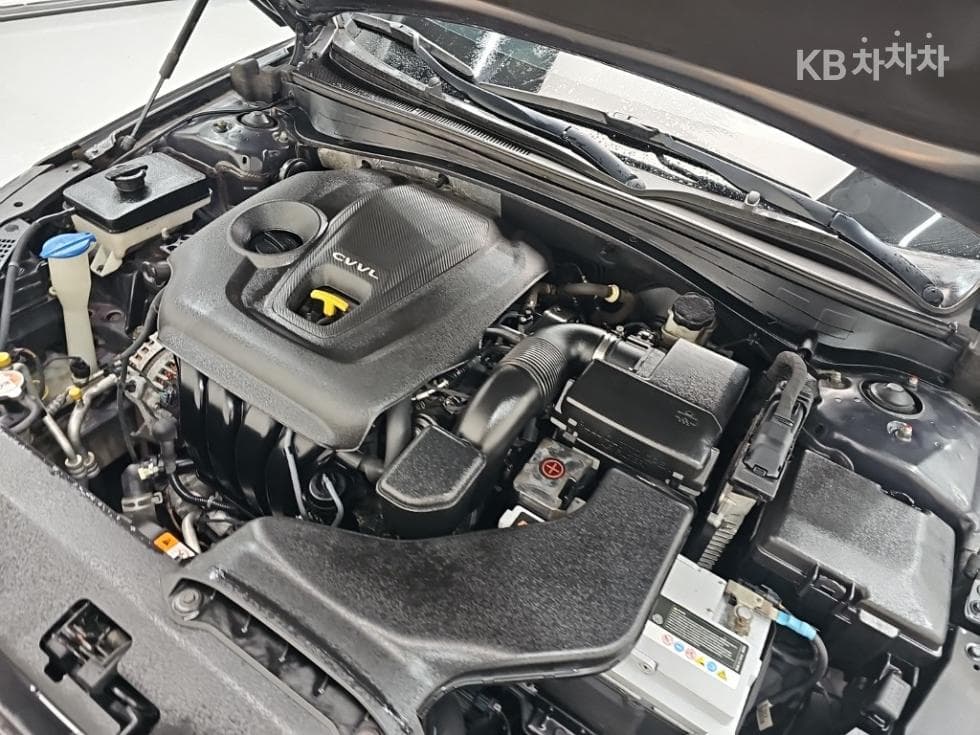 Kia K5 Second generation2.0 Gasoline MX Luxury - 5