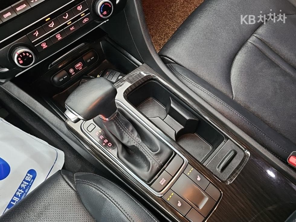 Kia K5 Second generation2.0 Gasoline MX Luxury - 8