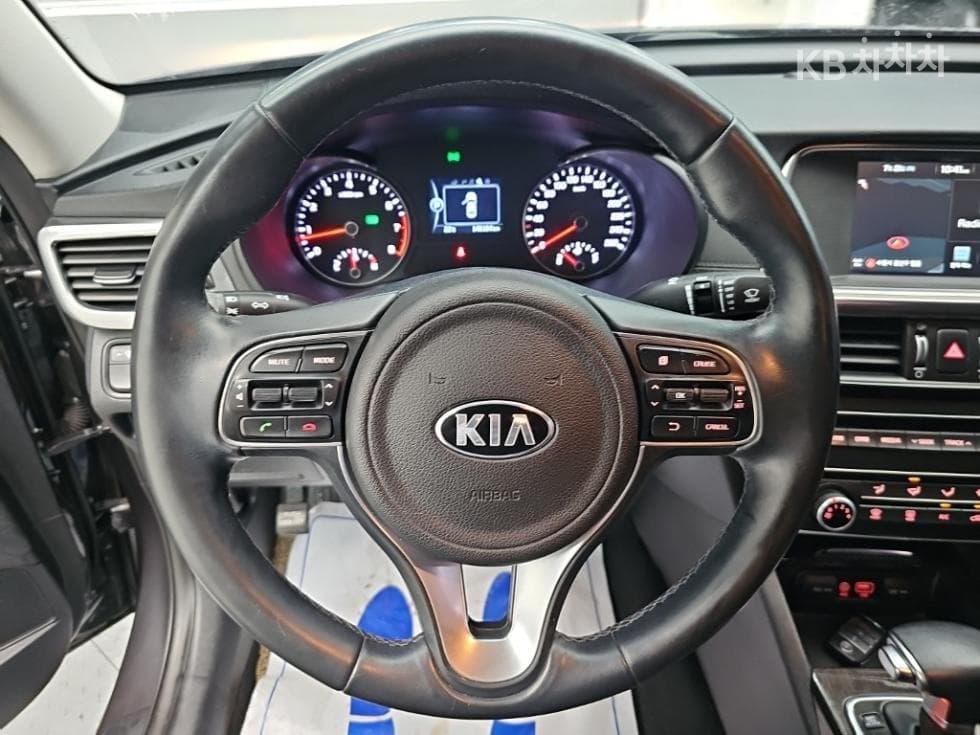 Kia K5 Second generation2.0 Gasoline MX Luxury - 9