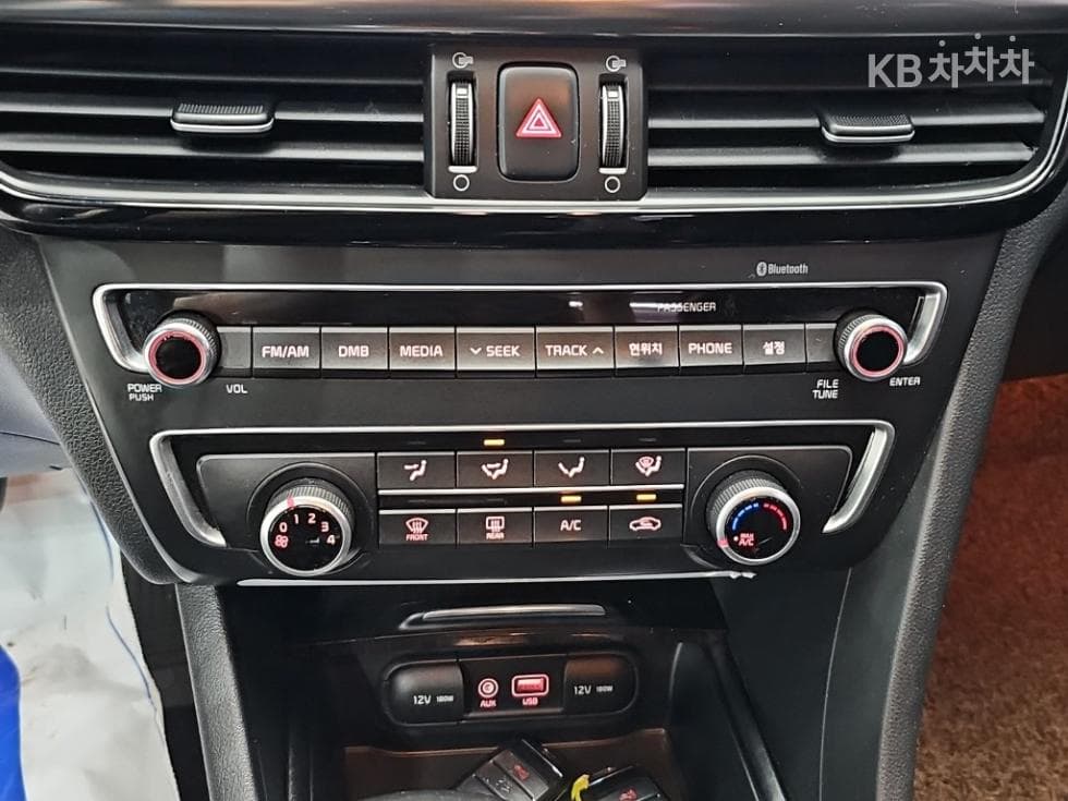 Kia K5 Second generation2.0 Gasoline MX Luxury - 10