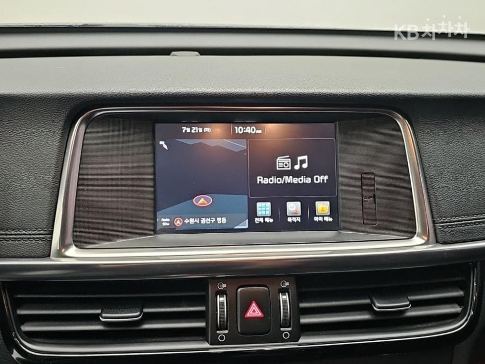 Kia K5 Second generation2.0 Gasoline MX Luxury - 13