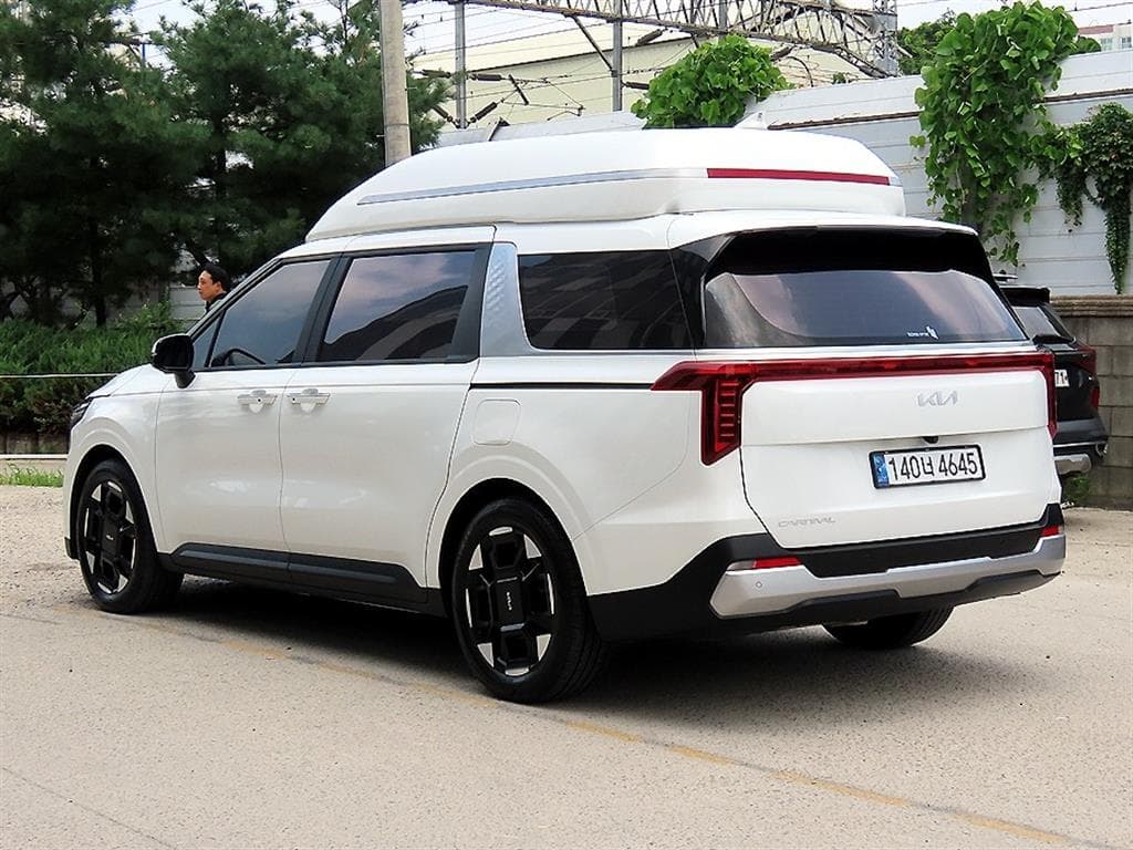 Kia The New (facelift) Carnival 4th generationG3.5 GDI 9-seater Prestige - 3