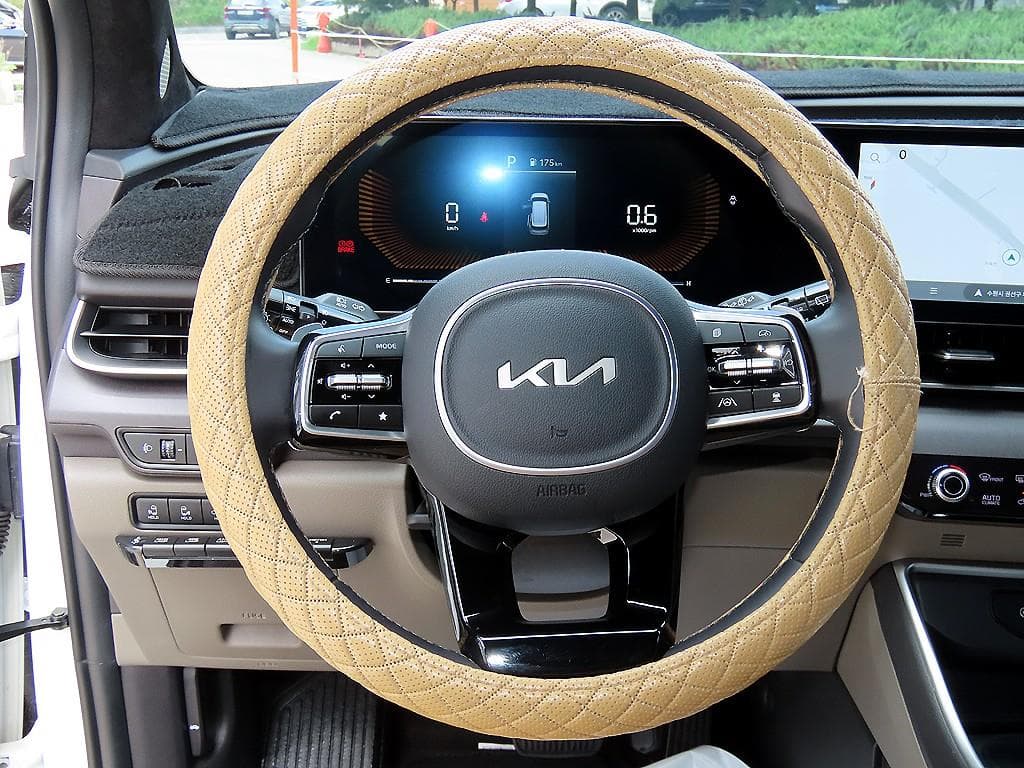 Kia The New (facelift) Carnival 4th generationG3.5 GDI 9-seater Prestige - 9