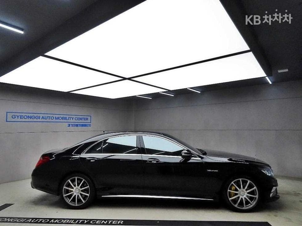 Mercedes-Benz New S-ClassNew S63 AMG 4MATIC Standard - 2