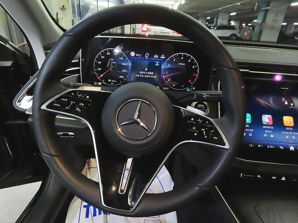 Mercedes-Benz E-클래스 (W214)E200 AMG Line - 8