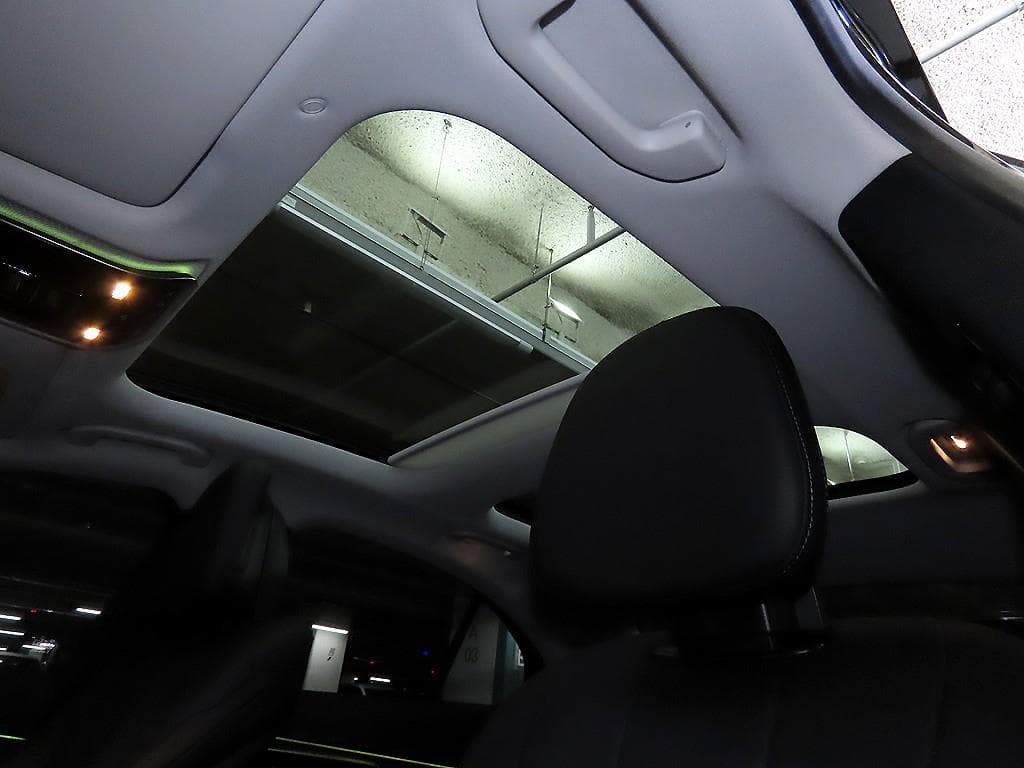Mercedes-Benz E-클래스 (W214)E200 AMG Line - 16