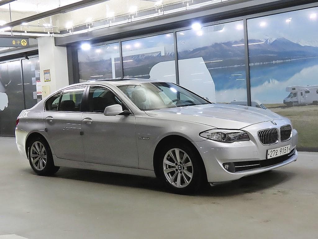 BMW Нов5 Серия 520d F10(10~16년) - Image 1