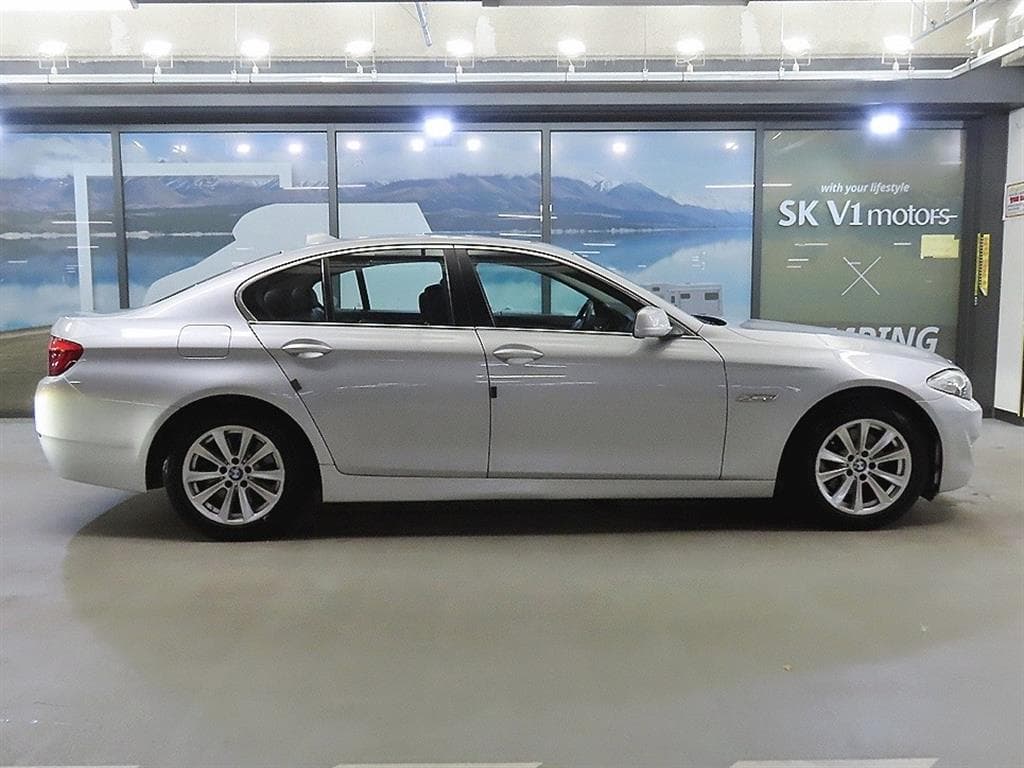 BMW Нов5 Серия520d F10 - 3