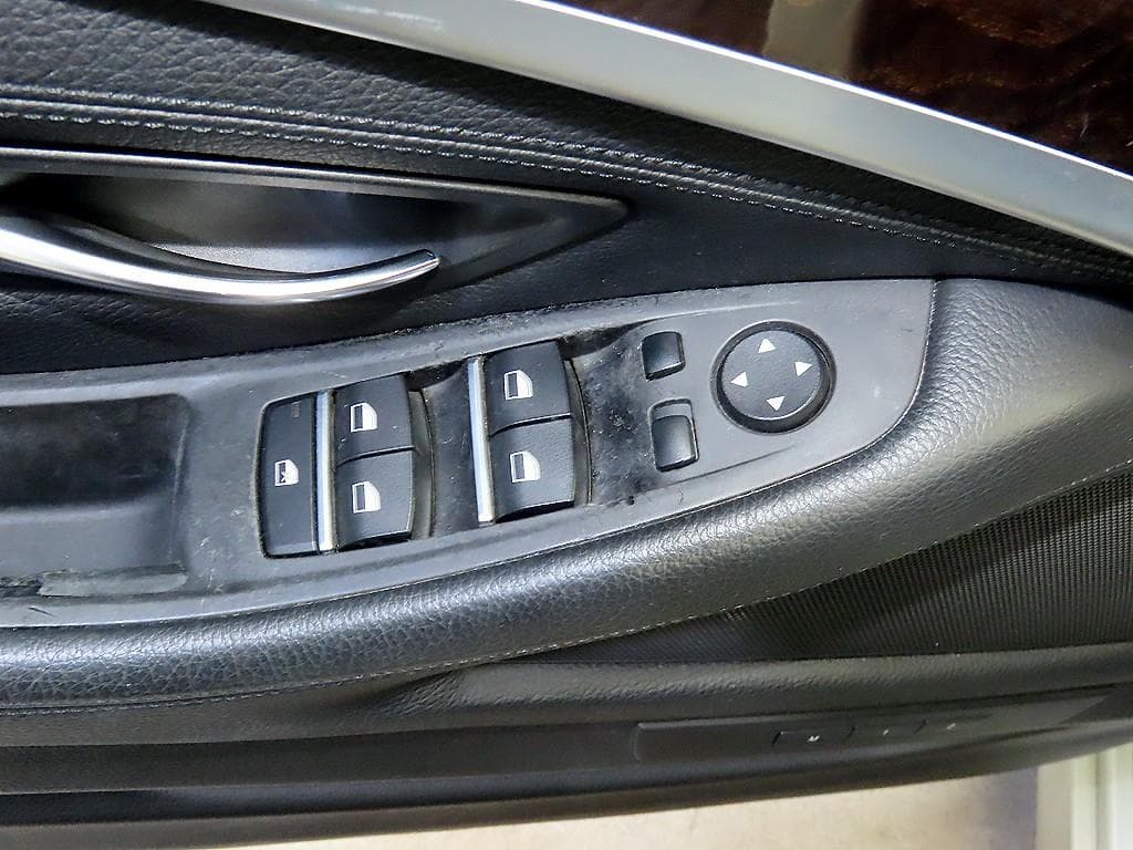 BMW Нов5 Серия520d F10 - 13