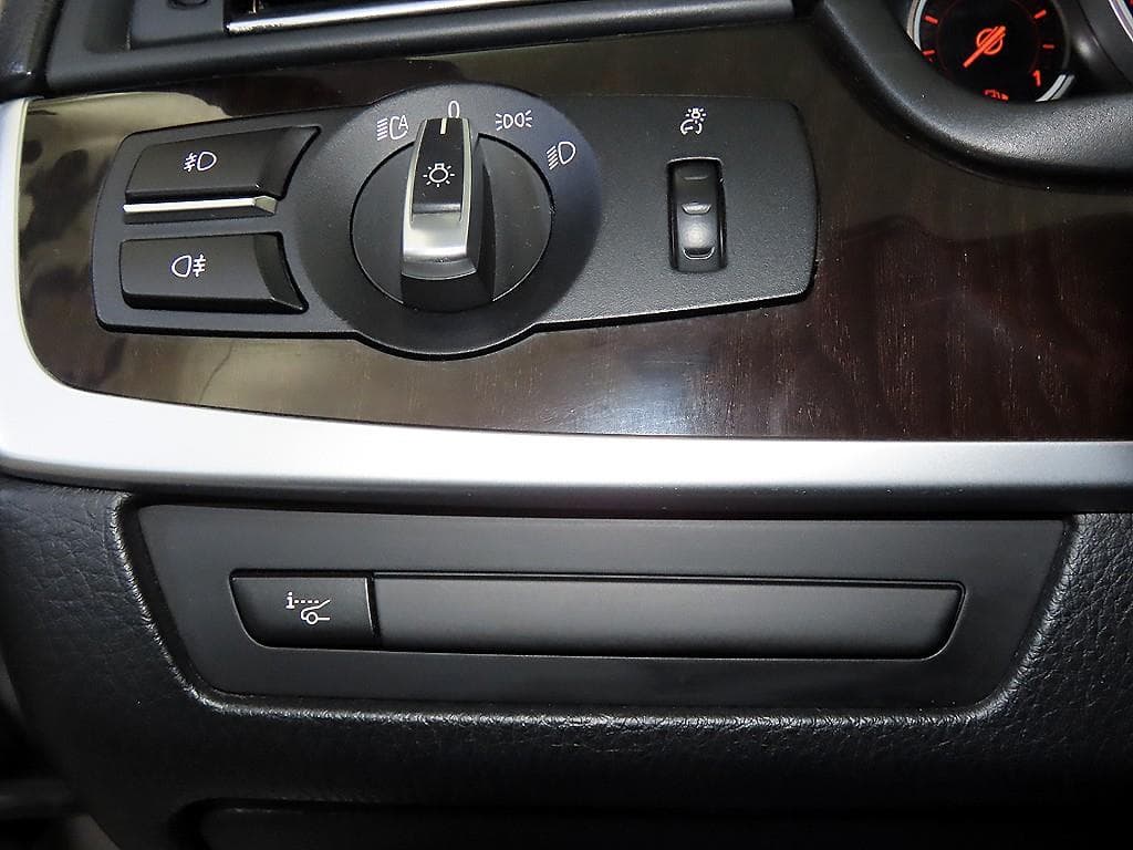 BMW Нов5 Серия520d F10 - 14