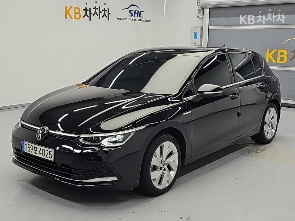 Volkswagen The Golf 8(MK8)2.0 Турбо Дизел Инжекция Premium - 2