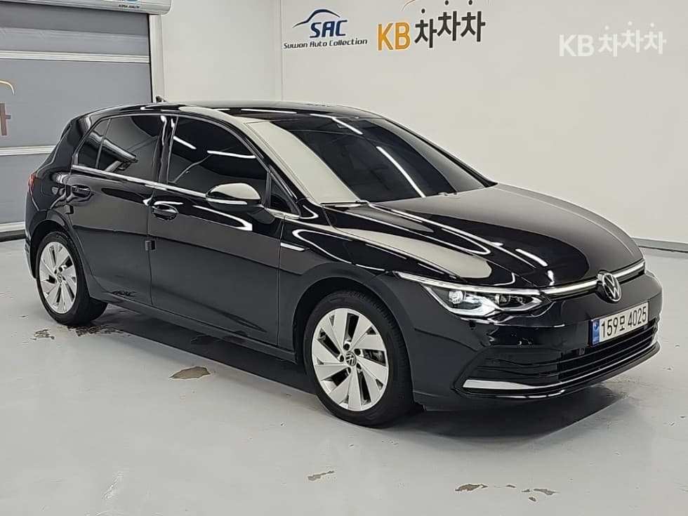 Volkswagen The Golf 8(MK8)2.0 Турбо Дизел Инжекция Premium - 4