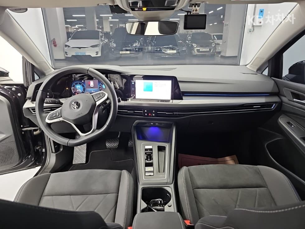 Volkswagen The Golf 8(MK8)2.0 Турбо Дизел Инжекция Premium - 7