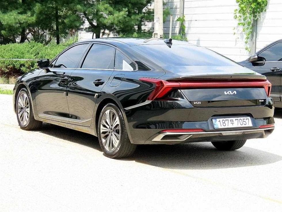 Kia K8 Hybrid1.6 Turbo Signature - 3