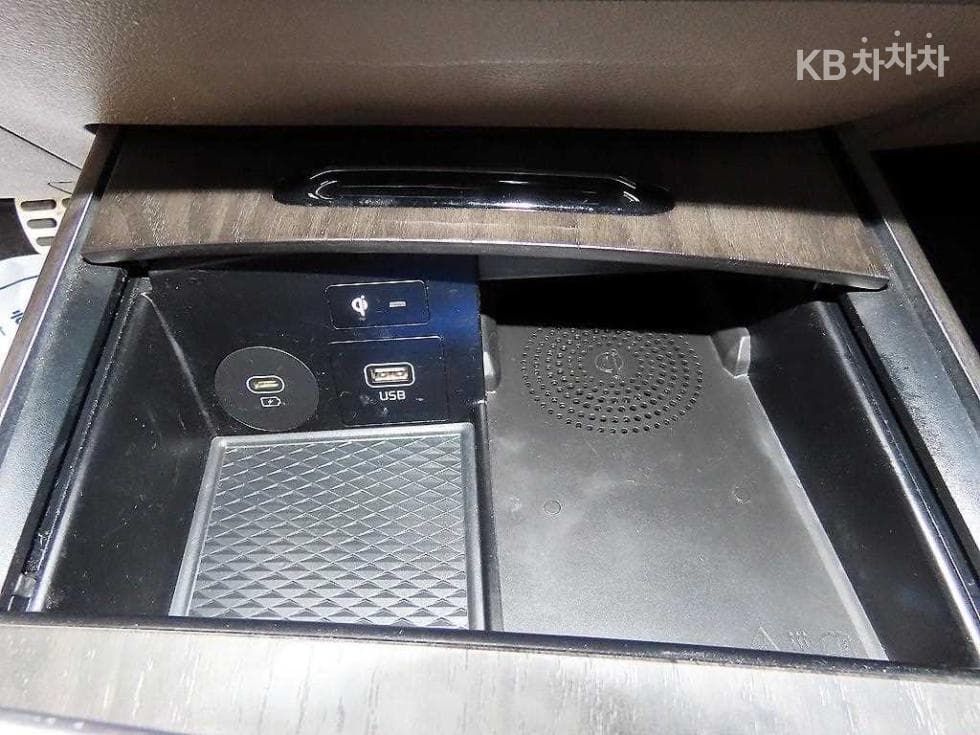 Kia K8 Hybrid1.6 Turbo Signature - 15