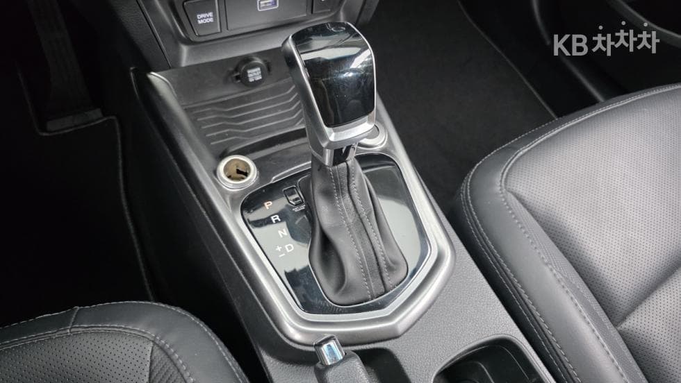 KG Mobility Very New (facelift/refresh; particularly for Tivoli) TivoliGasoline V3 2WD Standard - 12