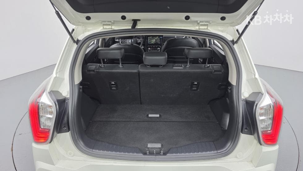 KG Mobility Very New (facelift/refresh; particularly for Tivoli) TivoliGasoline V3 2WD Standard - 22