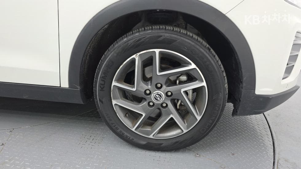 KG Mobility Very New (facelift/refresh; particularly for Tivoli) TivoliGasoline V3 2WD Standard - 26