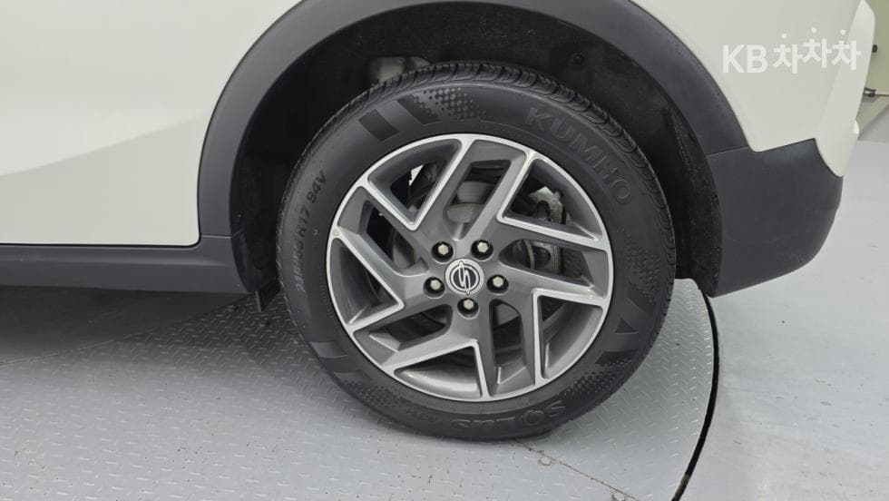 KG Mobility Very New (facelift/refresh; particularly for Tivoli) TivoliGasoline V3 2WD Standard - 28