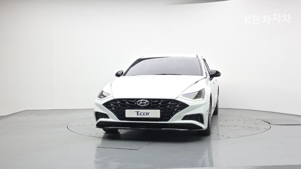 Hyundai Sonata (DN8)2.0 Premium Plus - 3