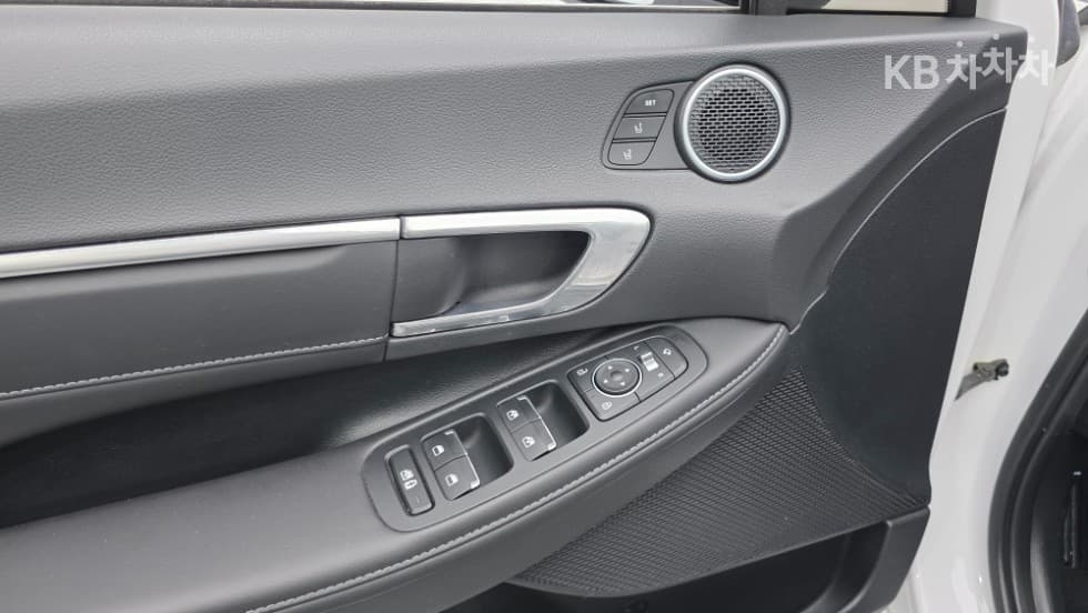 Hyundai Sonata (DN8)2.0 Premium Plus - 18