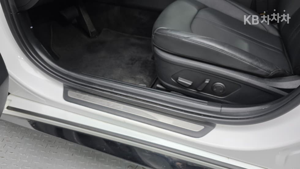 Hyundai Sonata (DN8)2.0 Premium Plus - 19