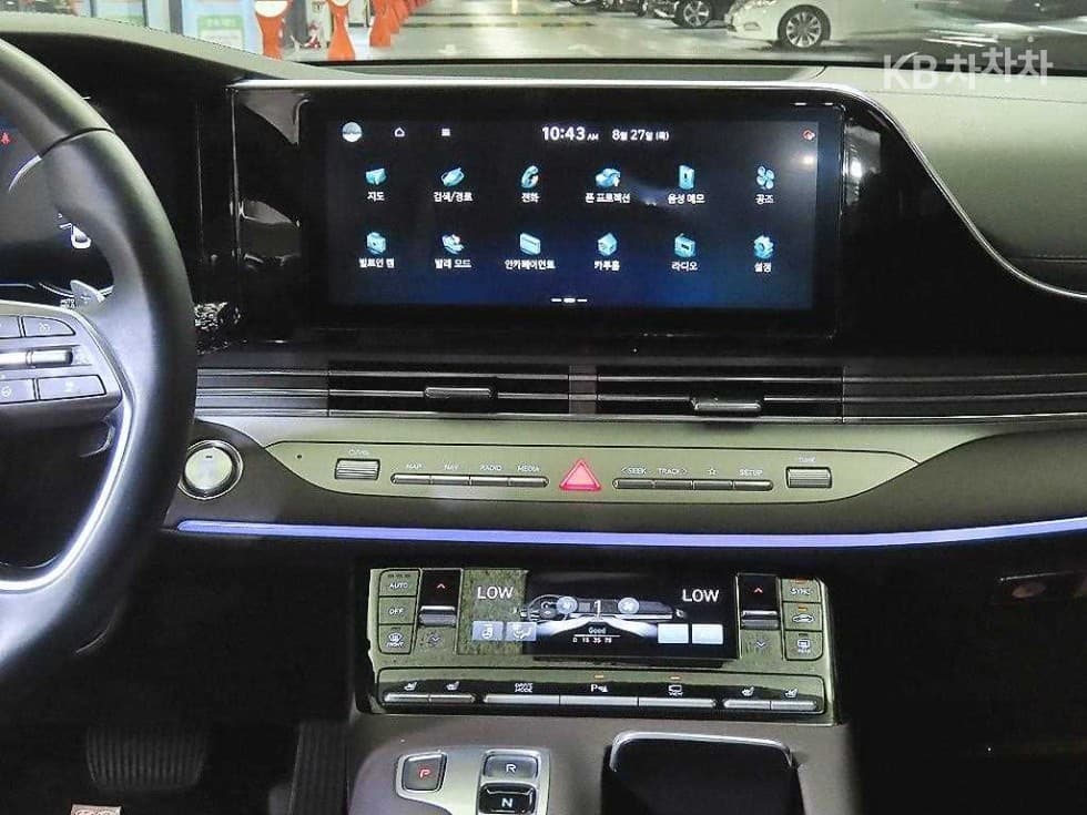Hyundai The New (facelift) Grandeur (Azera)2.5 Premium - 11