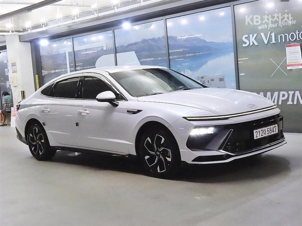 Hyundai Sonata The Edge (Sonata facelift)(DN8) 2.0 LPG 모빌리티 Standard - Image 1